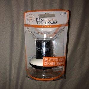 Real Techniques Expert Air Cushion Sponge